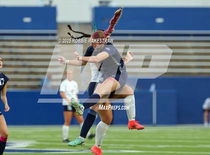 Thumbnail 3 in Walnut Grove vs. Reedy (UIL 5A D1 Area Playoff) photogallery.