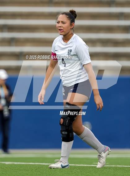 Thumbnail 2 in Walnut Grove vs. Reedy (UIL 5A D1 Area Playoff) photogallery.