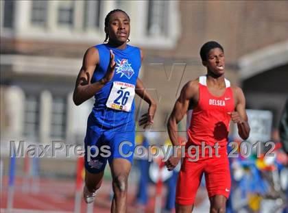 Thumbnail 2 in Penn Relays (400m Hurdles Championship) photogallery.