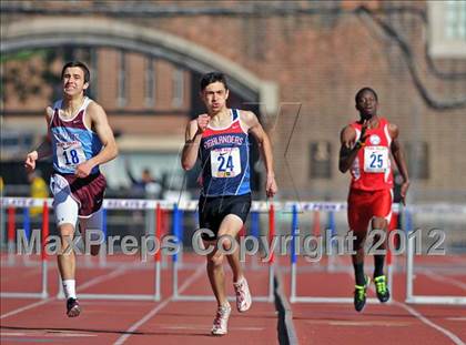 Thumbnail 1 in Penn Relays (400m Hurdles Championship) photogallery.