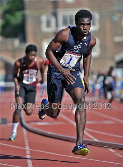 Thumbnail 2 in Penn Relays (400m Hurdles Championship) photogallery.