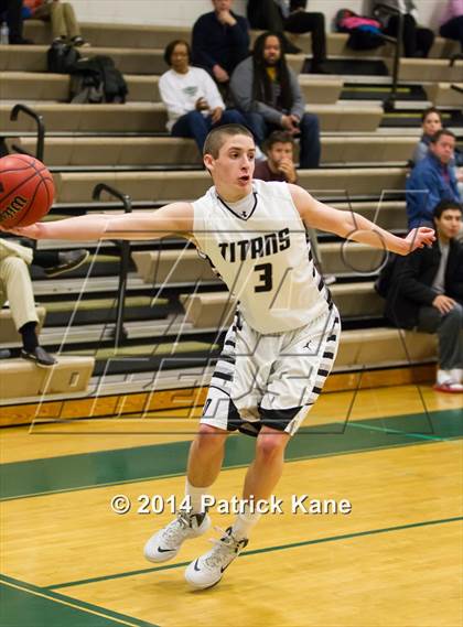 Thumbnail 3 in Lee vs Dominion (Joe Cascio Holiday Classic) photogallery.