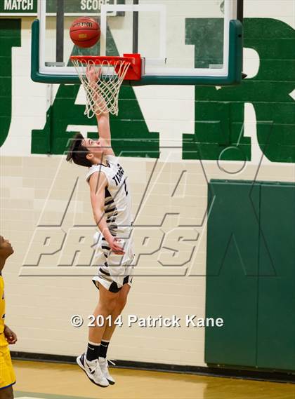 Thumbnail 2 in Lee vs Dominion (Joe Cascio Holiday Classic) photogallery.