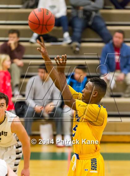 Thumbnail 3 in Lee vs Dominion (Joe Cascio Holiday Classic) photogallery.