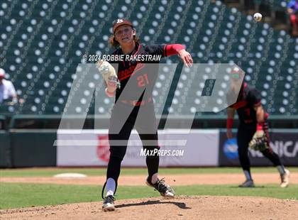 Thumbnail 3 in Lovejoy vs. Grapevine (UIL 5A Baseball Final) photogallery.