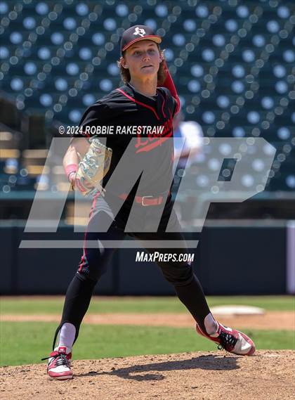 Thumbnail 1 in Lovejoy vs. Grapevine (UIL 5A Baseball Final) photogallery.
