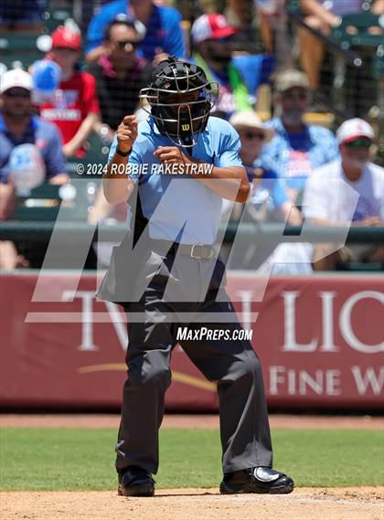 Thumbnail 2 in Lovejoy vs. Grapevine (UIL 5A Baseball Final) photogallery.