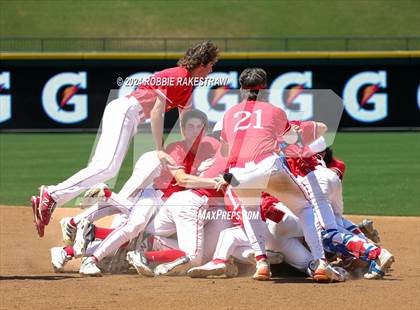 Thumbnail 2 in Lovejoy vs. Grapevine (UIL 5A Baseball Final) photogallery.