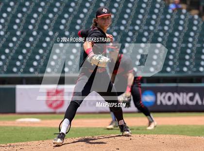 Thumbnail 3 in Lovejoy vs. Grapevine (UIL 5A Baseball Final) photogallery.
