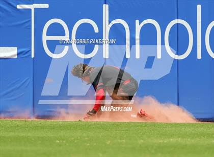 Thumbnail 2 in Lovejoy vs. Grapevine (UIL 5A Baseball Final) photogallery.