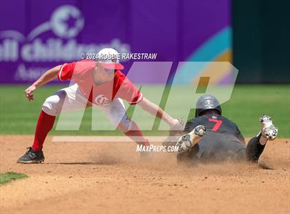 Thumbnail 2 in Lovejoy vs. Grapevine (UIL 5A Baseball Final) photogallery.