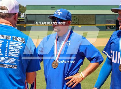 Thumbnail 1 in Gunter vs. Franklin (UIL 3A Baseball Semifinal Medal Ceremony) photogallery.