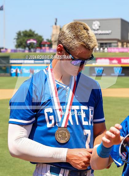 Thumbnail 2 in Gunter vs. Franklin (UIL 3A Baseball Semifinal Medal Ceremony) photogallery.