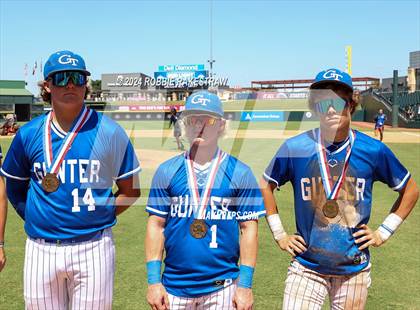 Thumbnail 1 in Gunter vs. Franklin (UIL 3A Baseball Semifinal Medal Ceremony) photogallery.