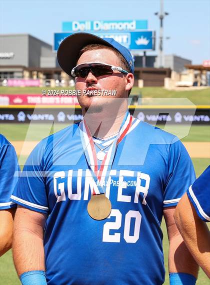Thumbnail 2 in Gunter vs. Franklin (UIL 3A Baseball Semifinal Medal Ceremony) photogallery.