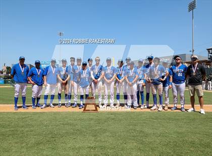 Thumbnail 3 in Gunter vs. Franklin (UIL 3A Baseball Semifinal Medal Ceremony) photogallery.