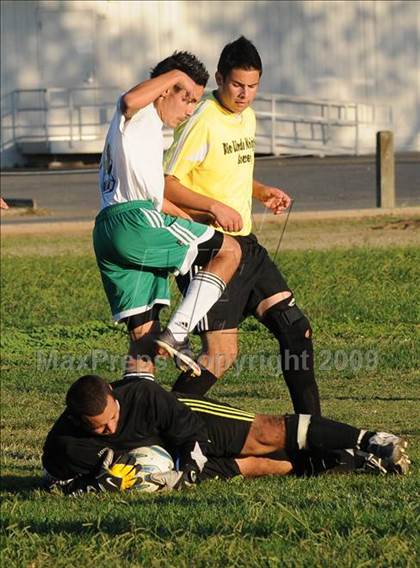 Thumbnail 2 in Dixon @ Rio Linda photogallery.