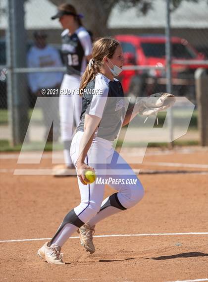Thumbnail 3 in Westview vs. Carlsbad photogallery.