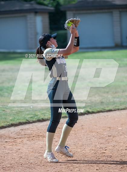 Thumbnail 1 in Westview vs. Carlsbad photogallery.