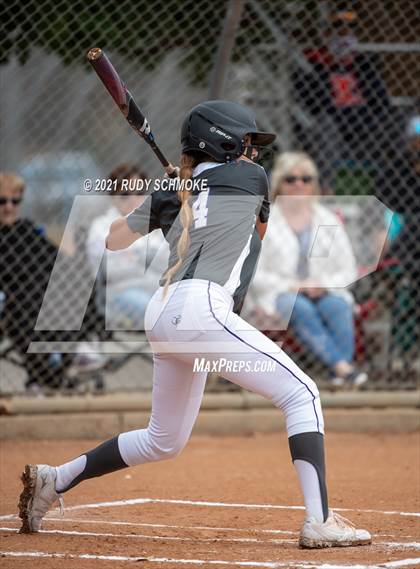 Thumbnail 3 in Westview vs. Carlsbad photogallery.