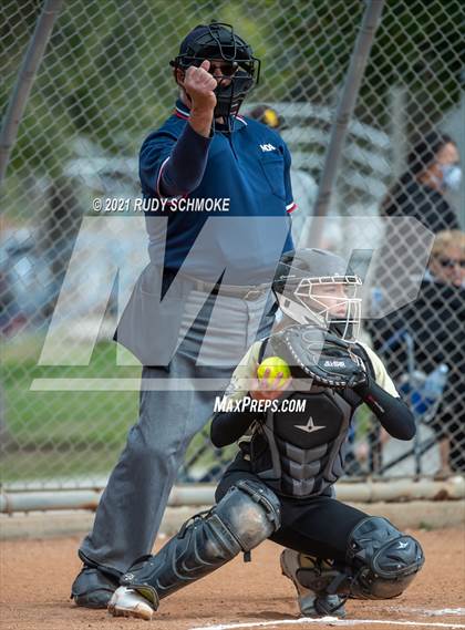 Thumbnail 2 in Westview vs. Carlsbad photogallery.