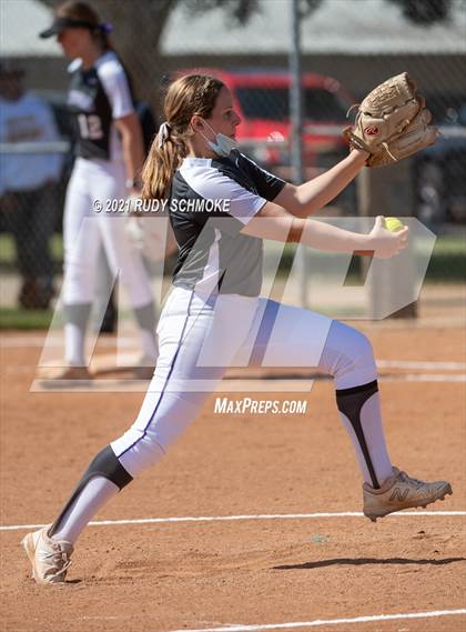 Thumbnail 2 in Westview vs. Carlsbad photogallery.