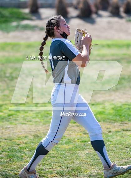 Thumbnail 1 in Westview vs. Carlsbad photogallery.