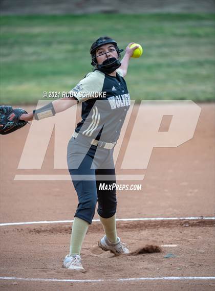 Thumbnail 2 in Westview vs. Carlsbad photogallery.