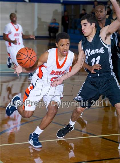 Thumbnail 2 in Clark vs. Fort Bend Bush (McDonald's Texas Invitational) photogallery.