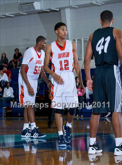 Thumbnail 3 in Clark vs. Fort Bend Bush (McDonald's Texas Invitational) photogallery.