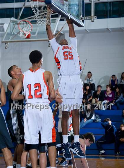 Thumbnail 2 in Clark vs. Fort Bend Bush (McDonald's Texas Invitational) photogallery.