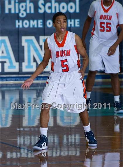Thumbnail 1 in Clark vs. Fort Bend Bush (McDonald's Texas Invitational) photogallery.