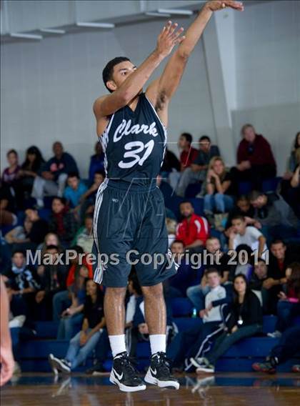 Thumbnail 2 in Clark vs. Fort Bend Bush (McDonald's Texas Invitational) photogallery.