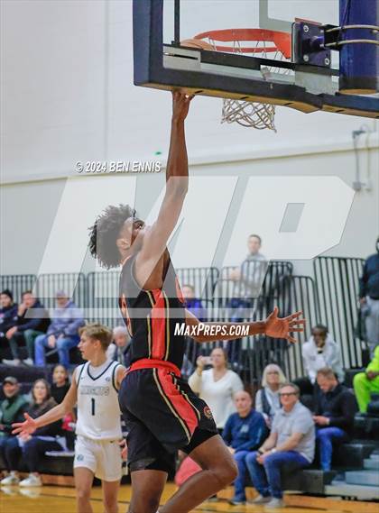 Thumbnail 2 in The King's Academy vs. Greater Atlanta Christian (Lemon Street Classic) photogallery.
