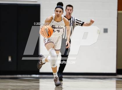 Thumbnail 2 in Perry @ Hamilton photogallery.