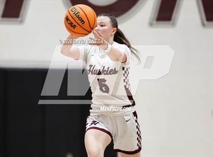 Thumbnail 1 in Perry @ Hamilton photogallery.