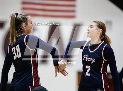 Thumbnail 3 in Perry @ Hamilton photogallery.