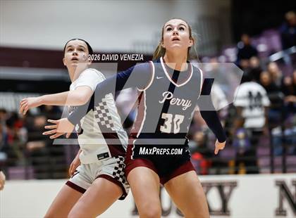 Thumbnail 1 in Perry @ Hamilton photogallery.