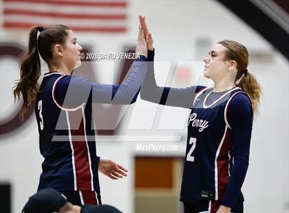 Thumbnail 1 in Perry @ Hamilton photogallery.