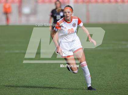 Thumbnail 2 in Skyridge vs. Riverton (UHSAA 6A Final) photogallery.