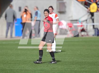Thumbnail 1 in Skyridge vs. Riverton (UHSAA 6A Final) photogallery.