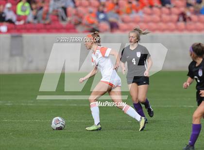 Thumbnail 1 in Skyridge vs. Riverton (UHSAA 6A Final) photogallery.