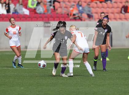 Thumbnail 1 in Skyridge vs. Riverton (UHSAA 6A Final) photogallery.