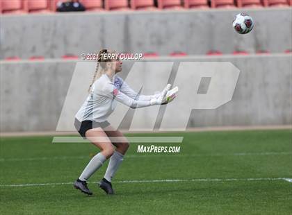Thumbnail 1 in Skyridge vs. Riverton (UHSAA 6A Final) photogallery.