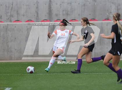 Thumbnail 2 in Skyridge vs. Riverton (UHSAA 6A Final) photogallery.