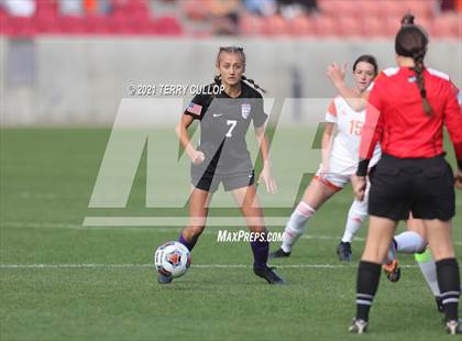 Thumbnail 1 in Skyridge vs. Riverton (UHSAA 6A Final) photogallery.