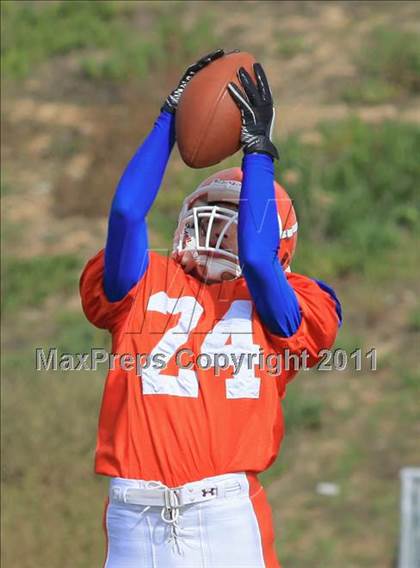 Thumbnail 2 in Coronado @ Clairemont photogallery.