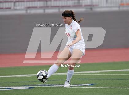 Thumbnail 1 in Lee [Robert E.] vs Highlands (SAISD Tournament) photogallery.