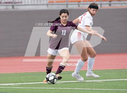 Thumbnail 2 in Lee [Robert E.] vs Highlands (SAISD Tournament) photogallery.