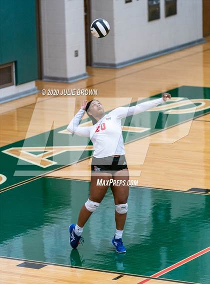Thumbnail 3 in Hamilton Southeastern @ Lawrence North photogallery.